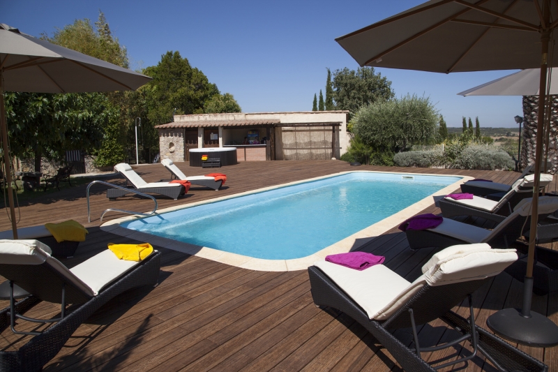 New on Holiday Tots: family friendly luxury micro holiday resort just 8km from the sandy Mediterranean beaches of Southern France