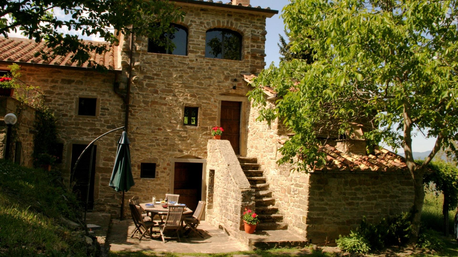 5 Bedroom Private villa in  Italy